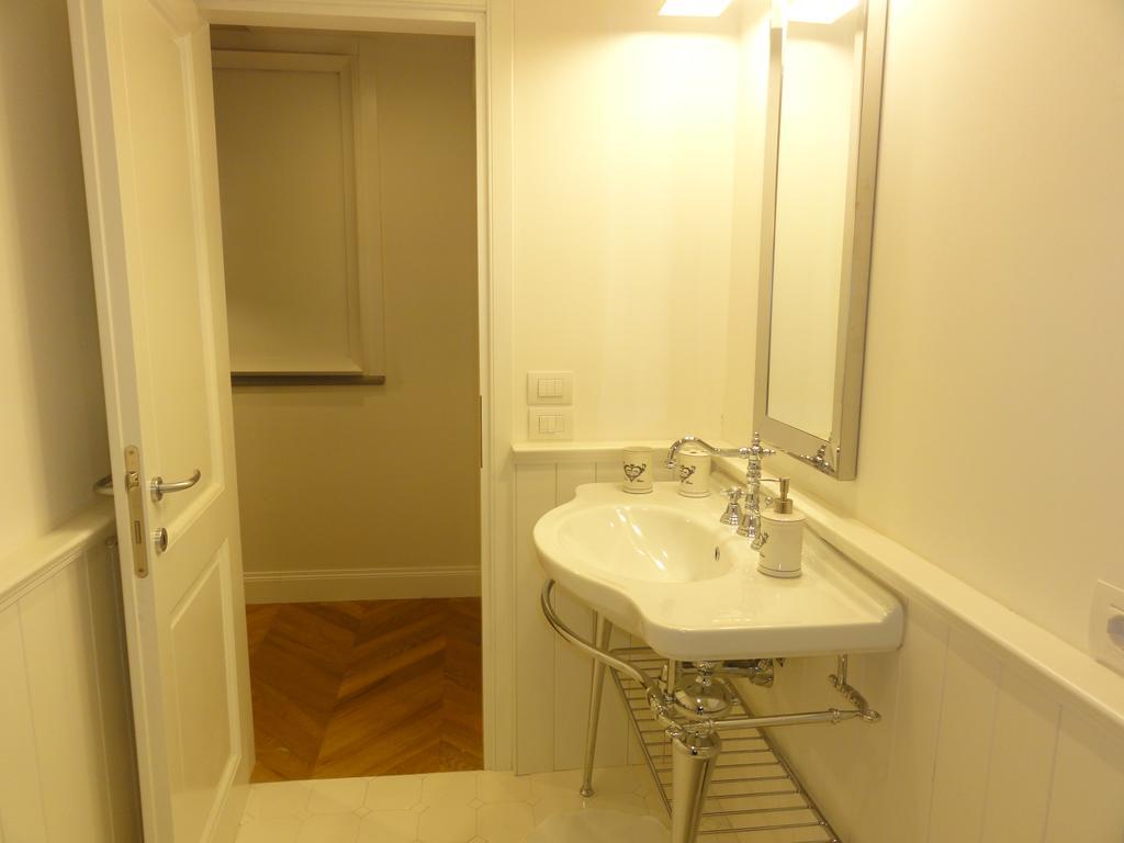 Ferienwohnung Corso In Florenz Zimmer foto